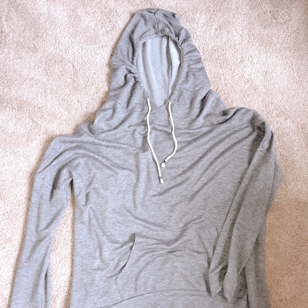 soft, stretchy women’s long sleeved sweatshirt